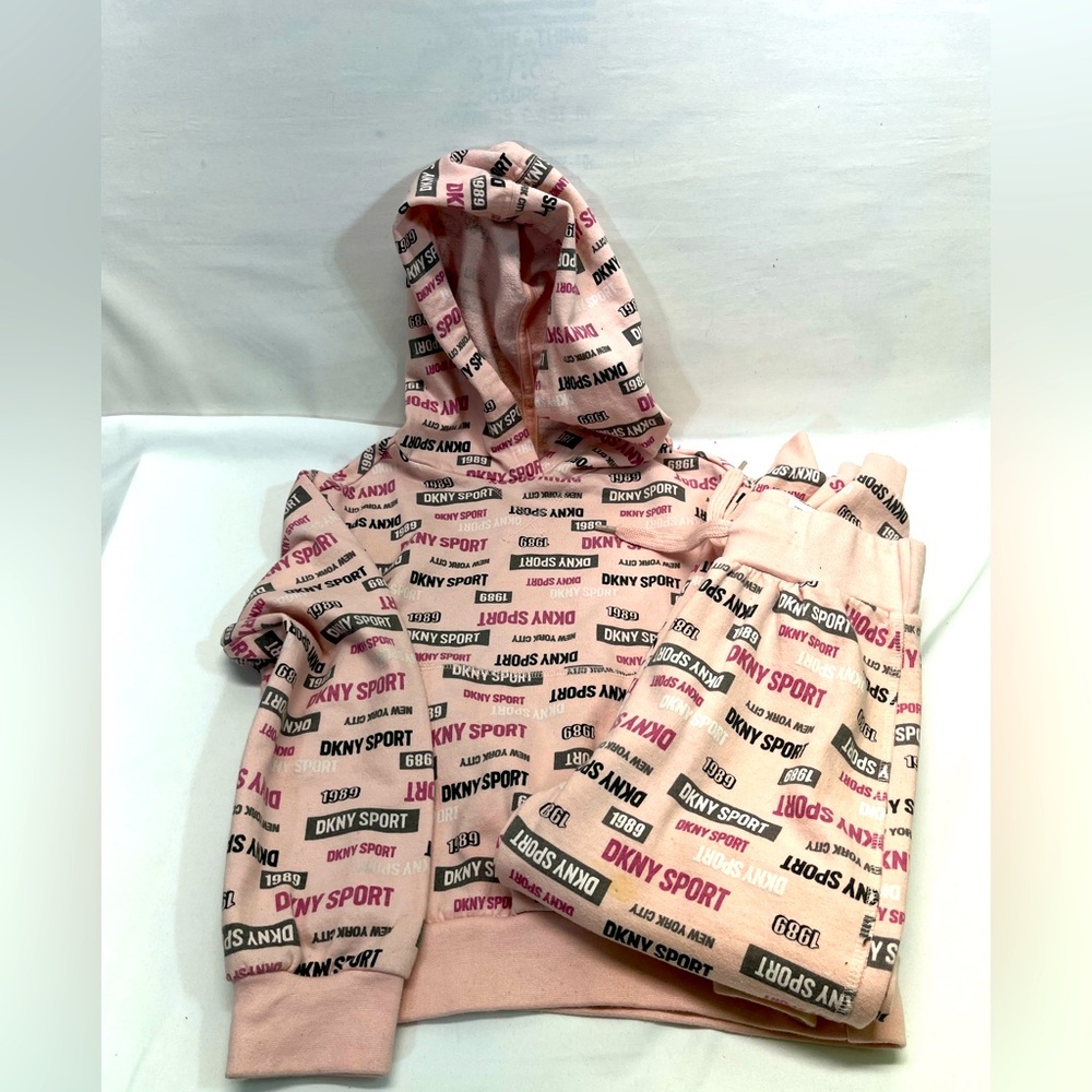 DKNY Sport Pink Hoodie and Joggers Set‎ girls pink, gray and black Sz 7 PREOWNED